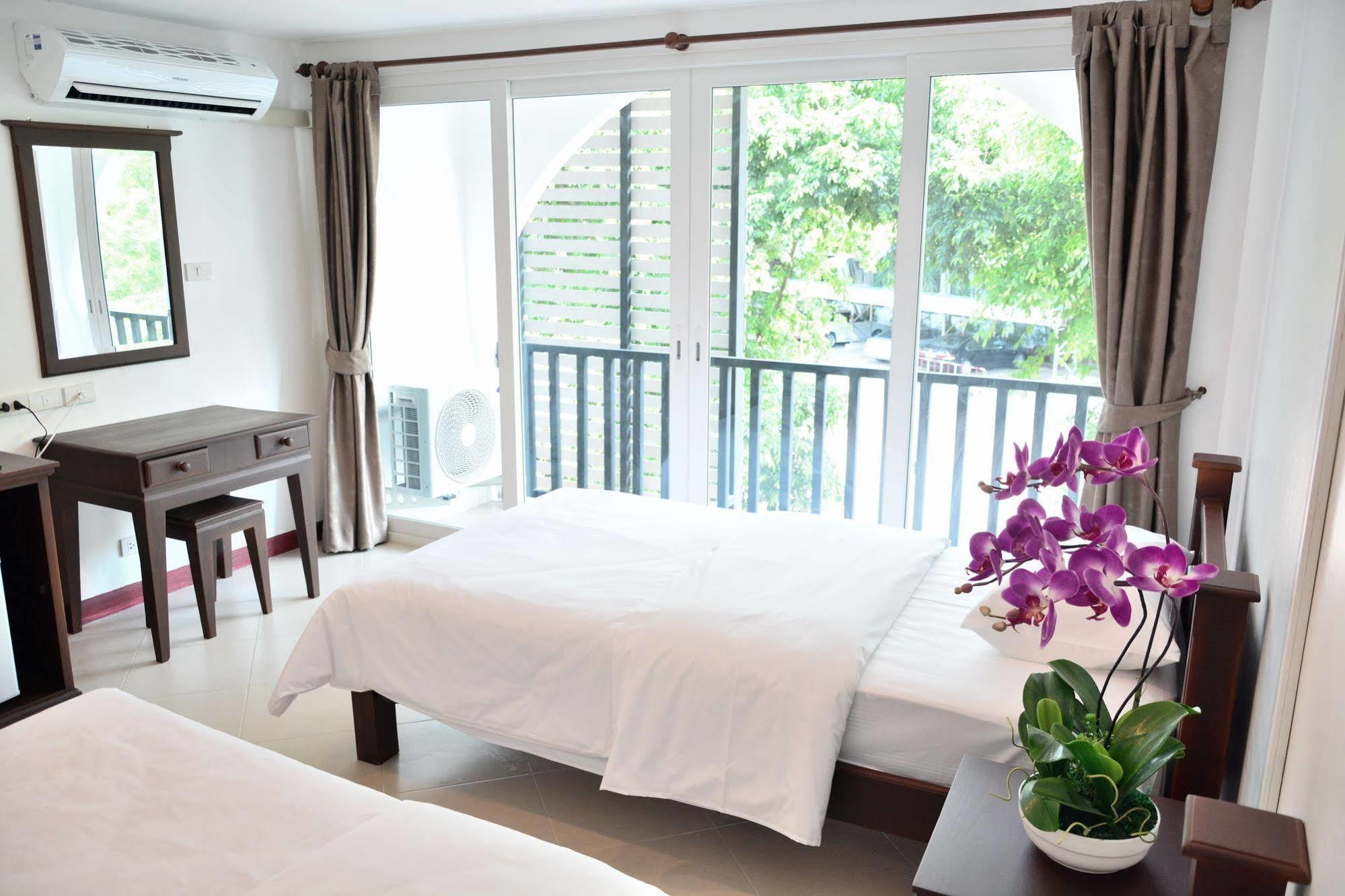 Seedling House Pattaya Exterior foto
